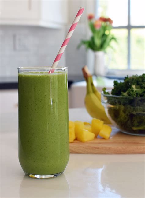 How many sugar are in green smoothie - calories, carbs, nutrition