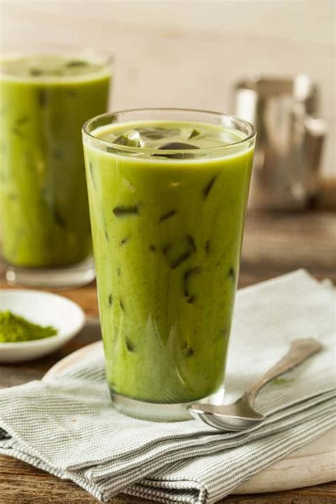 How many sugar are in green tea iced latte - calories, carbs, nutrition