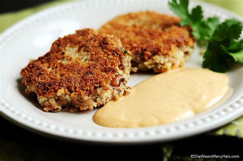 How many sugar are in griddled black eyed pea cake - calories, carbs, nutrition