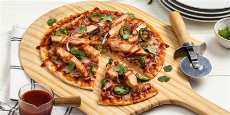 How many sugar are in grilled chicken pizza, 8