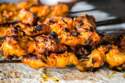 How many sugar are in grilled chicken tikka masala - calories, carbs, nutrition