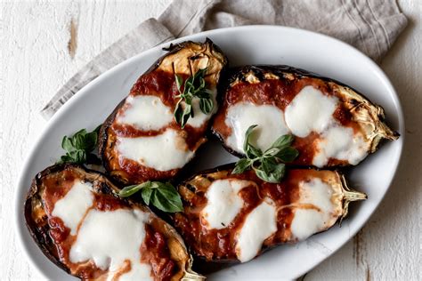 How many sugar are in grilled eggplant marinara - calories, carbs, nutrition