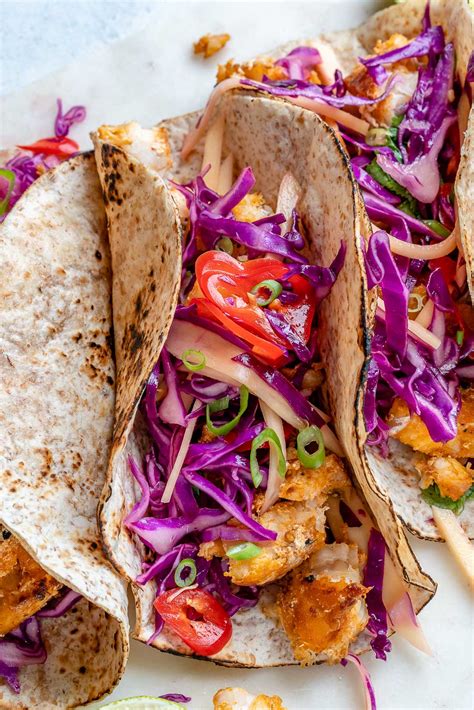 How many sugar are in grilled fish taco with mango slaw - calories, carbs, nutrition