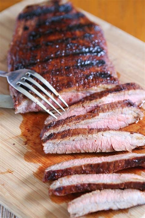 How many sugar are in grilled flank steak - calories, carbs, nutrition