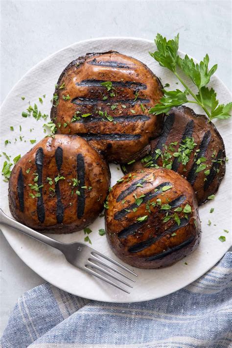 How many sugar are in grilled portobello mushrooms - calories, carbs, nutrition