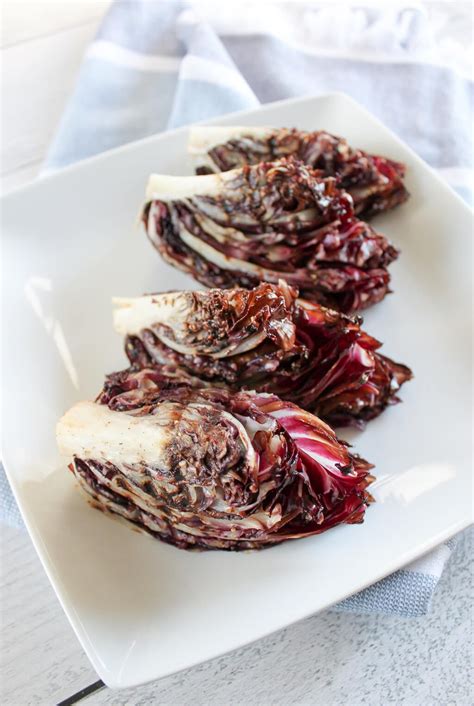 How many sugar are in grilled radicchio and fennel - calories, carbs, nutrition