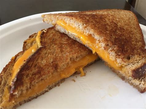 How many sugar are in grilled three cheese on wheat - calories, carbs, nutrition