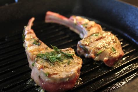 How many sugar are in grilled yogurt marinated lamb - calories, carbs, nutrition