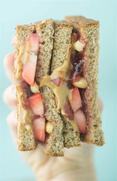 How many sugar are in grown up peanut butter and jelly sandwich - calories, carbs, nutrition