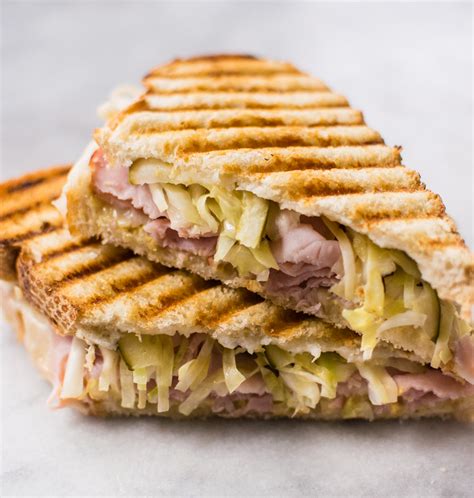 How many sugar are in ham and cheddar panini - calories, carbs, nutrition