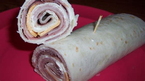 How many sugar are in ham and swiss cheese wrap - calories, carbs, nutrition