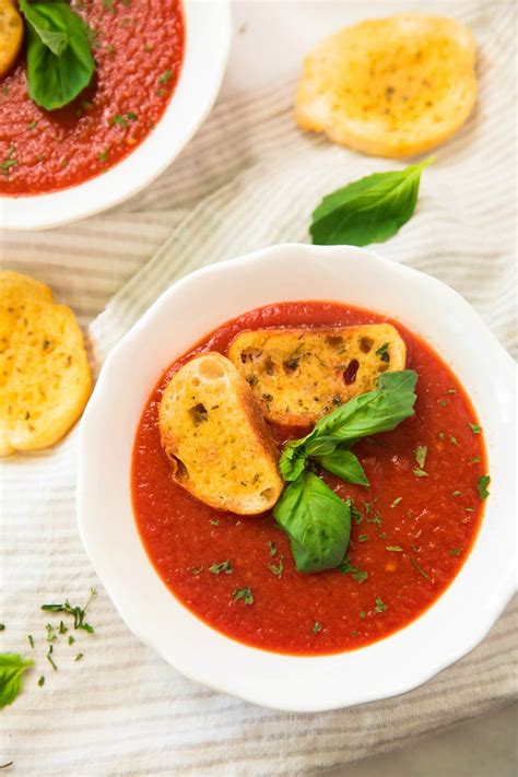 How many sugar are in harvest tomato with basil soup - calories, carbs, nutrition