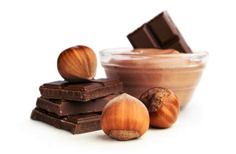 How many sugar are in hazelnut chocolate milk - calories, carbs, nutrition