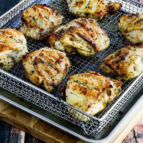 How many sugar are in herb chicken - calories, carbs, nutrition