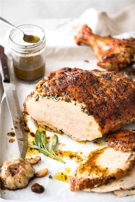 How many sugar are in herb roasted turkey breast combo - calories, carbs, nutrition