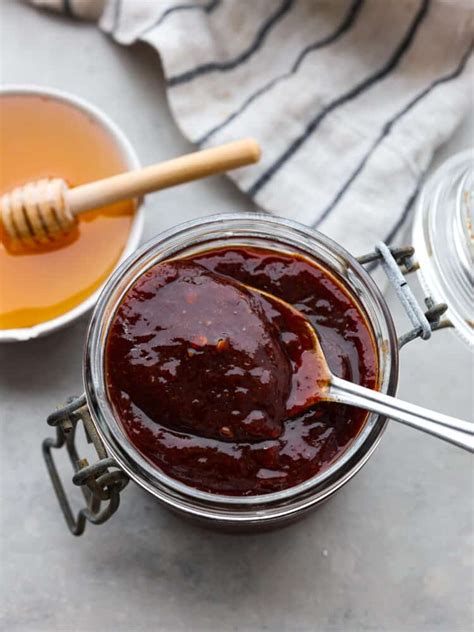 How many sugar are in honey chipotle bbq sauce - calories, carbs, nutrition