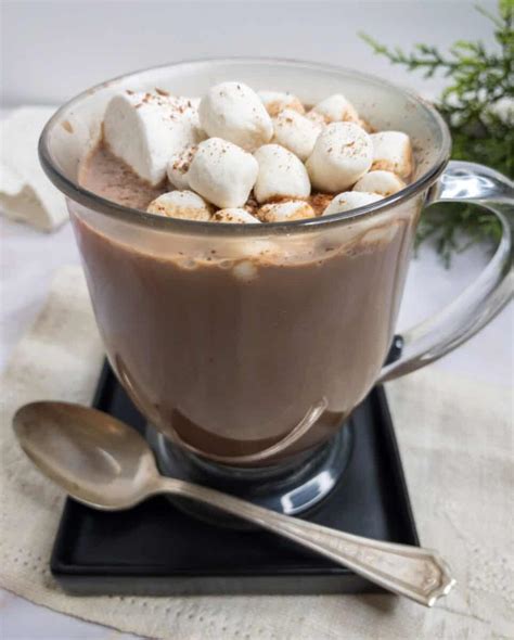 How many sugar are in hot chocolate with marshmallow - calories, carbs, nutrition