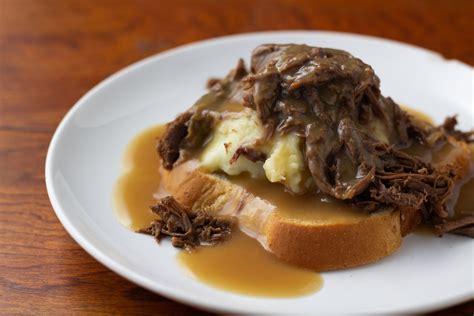 How many sugar are in hot open-faced roast beef sandwich - calories, carbs, nutrition