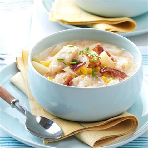 How many sugar are in island fish chowder - calories, carbs, nutrition
