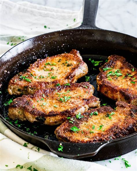 How many sugar are in italian breaded pork chops - calories, carbs, nutrition