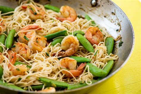 How many sugar are in italian shrimp stir-fry - calories, carbs, nutrition