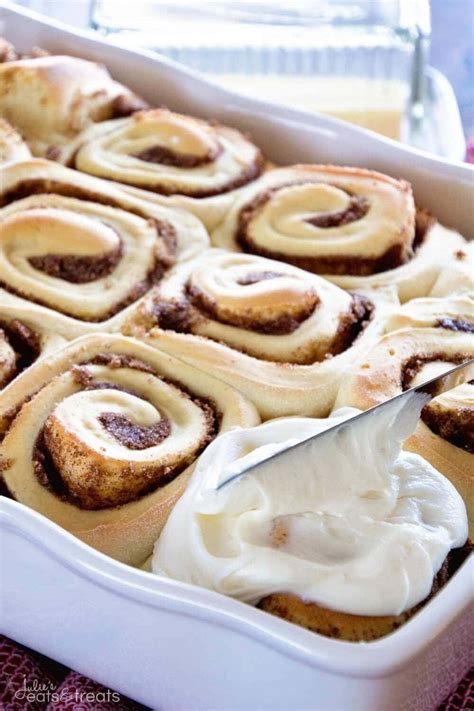 How many sugar are in java cinnamon roll, with frosting - calories, carbs, nutrition