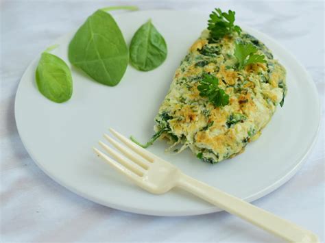 How many sugar are in jazzmans sand brkf pocket egg white spinach & gouda - calories, carbs, nutrition