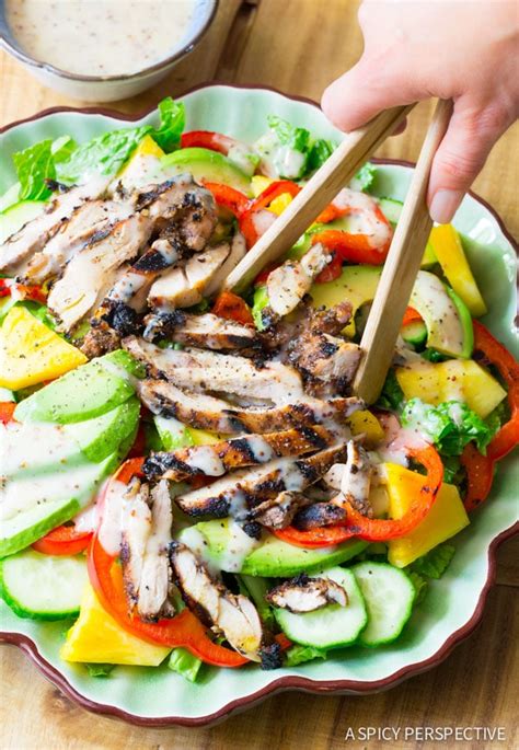 How many sugar are in jerk chicken salad - calories, carbs, nutrition