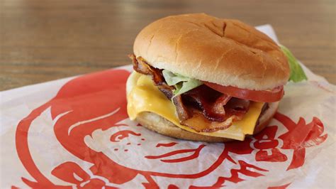 How many sugar are in jr bacon cheese burger - calories, carbs, nutrition