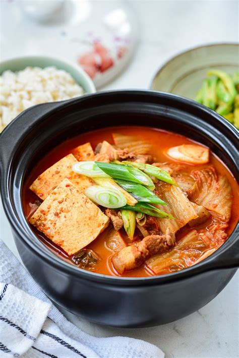 How many sugar are in korean beef jjigae - calories, carbs, nutrition