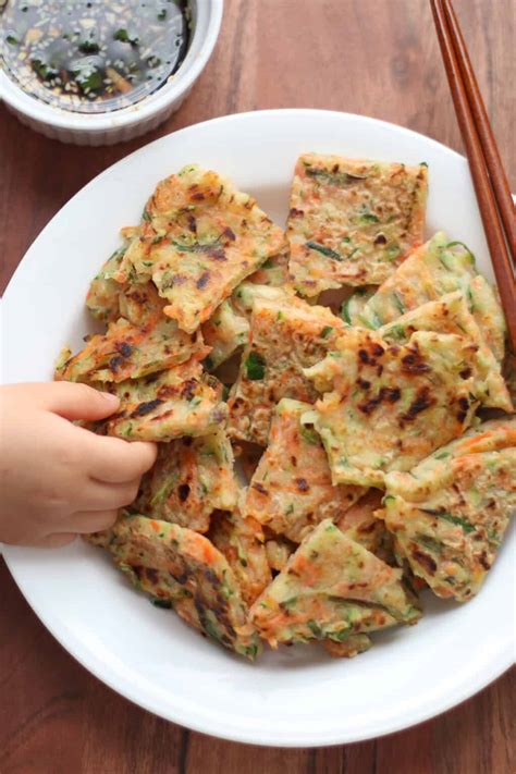 How many sugar are in korean vegetable pancakes - calories, carbs, nutrition