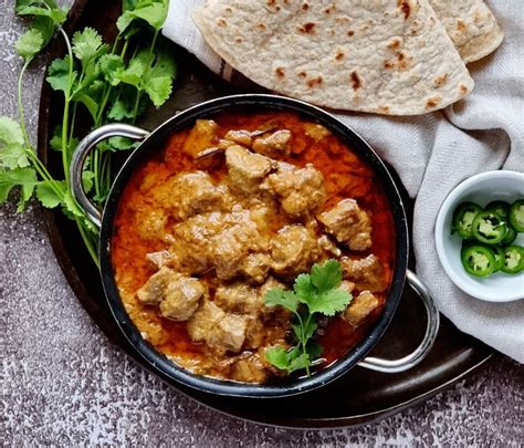 How many sugar are in korma curry - calories, carbs, nutrition