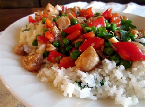 How many sugar are in kung pao chicken with jasmine rice - calories, carbs, nutrition