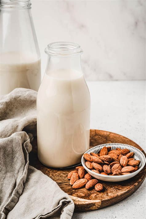 How many sugar are in lait d'amande - calories, carbs, nutrition