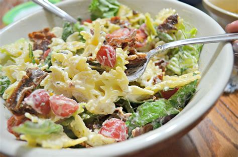 How many sugar are in large blt salad w/ranch dressing - calories, carbs, nutrition