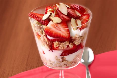 How many sugar are in layered parfait overnight oats carnival - calories, carbs, nutrition