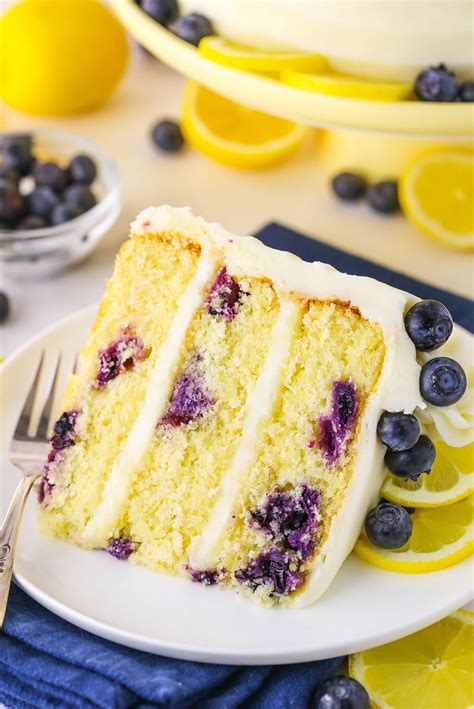 How many sugar are in lemon blueberry cake - calories, carbs, nutrition