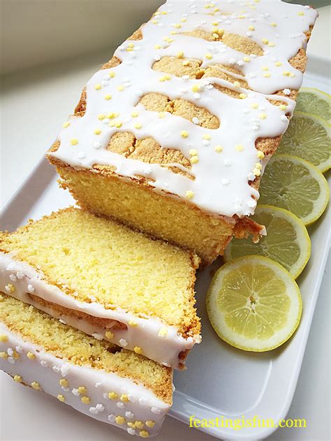 How many sugar are in lemon drizzle cake - calories, carbs, nutrition