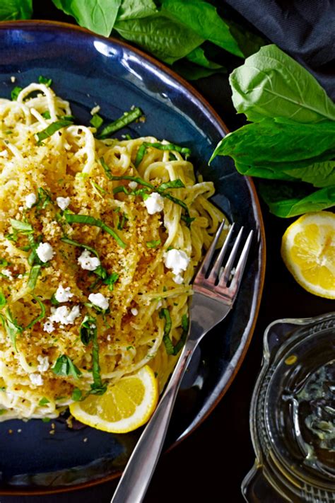 How many sugar are in lemon goat cheese spaghetti - calories, carbs, nutrition