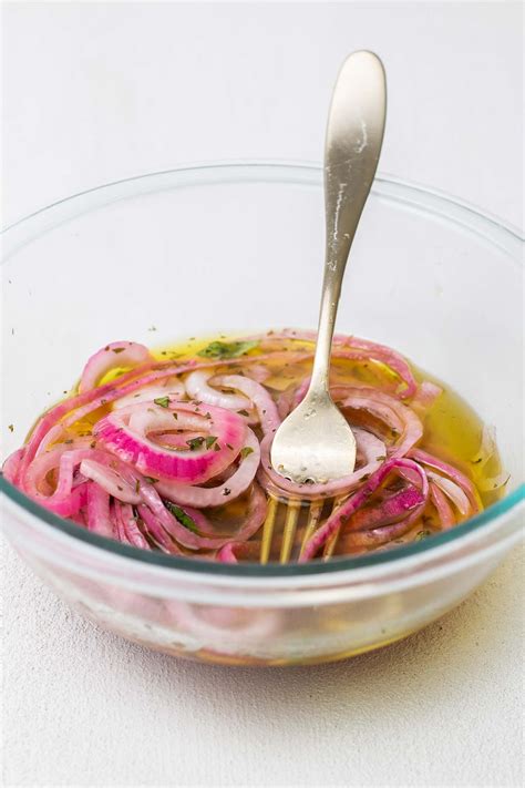 How many sugar are in lime marinated red onions - calories, carbs, nutrition