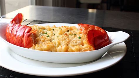 How many sugar are in lobster mac - calories, carbs, nutrition