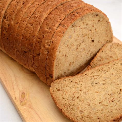 How many sugar are in malted bloomer bread - calories, carbs, nutrition