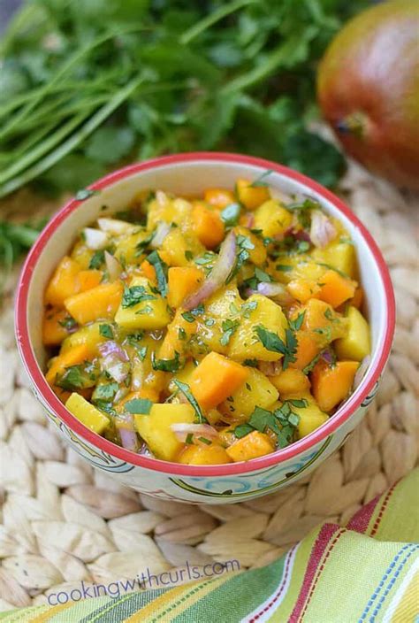 How many sugar are in mango and papaya salsa (69555.0) - calories, carbs, nutrition