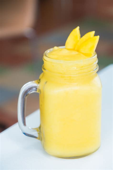 How many sugar are in mangofest smoothie - calories, carbs, nutrition