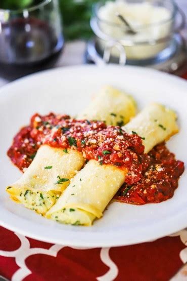 How many sugar are in manicotti with two sauces - calories, carbs, nutrition