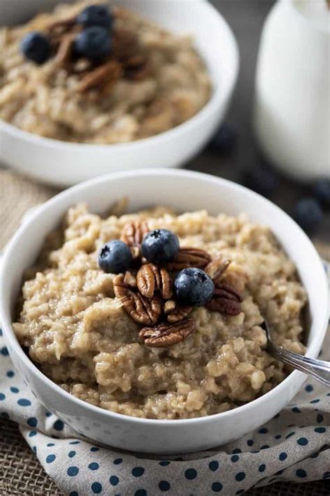 How many sugar are in maple and brown sugar oatmeal - calories, carbs, nutrition