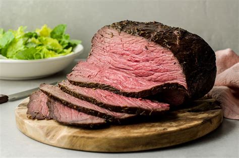 How many sugar are in marinated beef top round - calories, carbs, nutrition