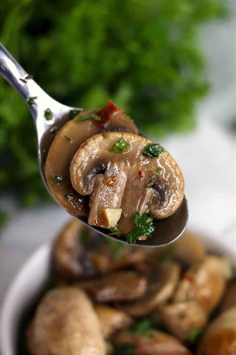 How many sugar are in marinated mushrooms (98118.1) - calories, carbs, nutrition