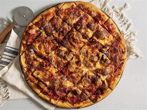 How many sugar are in meat lovers pizza (16124.4) - calories, carbs, nutrition