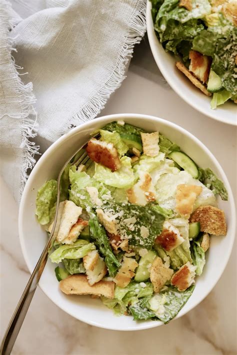 How many sugar are in mediteranean caesar salad - calories, carbs, nutrition